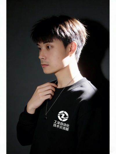 赵云龙 个人照片